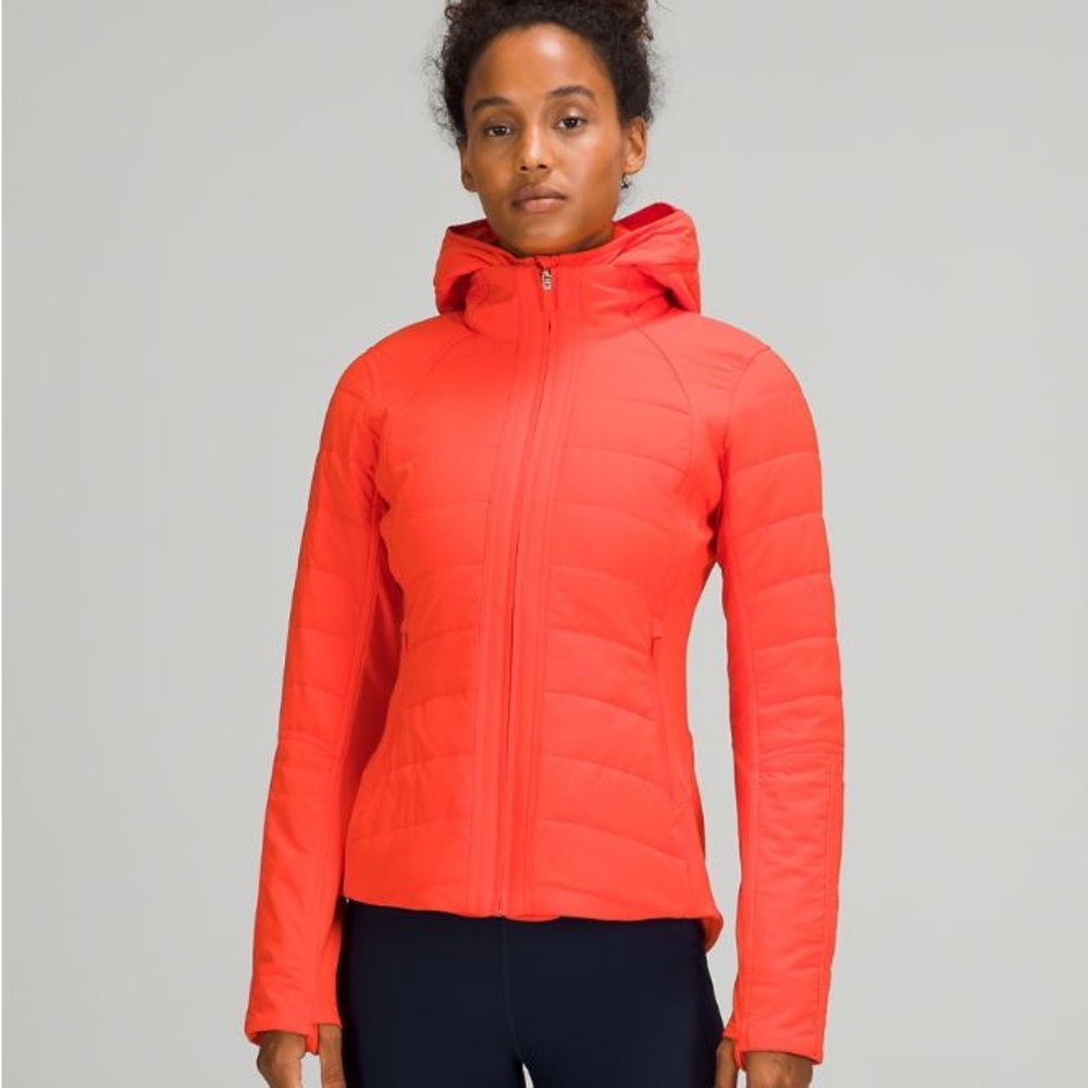 Lululemon Another Mile women’s running coat! Perfect condition! Size 4